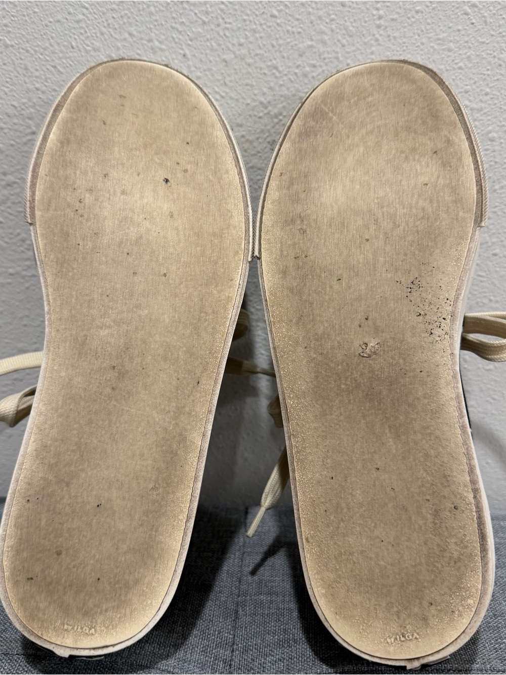 Vintage Black and Cream Logo Canvas Low-Top Sneakers - Picture 6 of 10